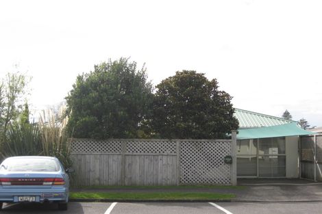Photo of property in 17b Norman Street, Lower Vogeltown, New Plymouth, 4310