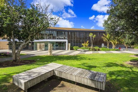 Photo of property in 310/19 Rawene Road, Birkenhead, Auckland, 0626