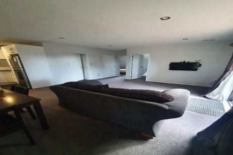 Photo of property in 19 Isobel Road, Greenhithe, Auckland, 0632