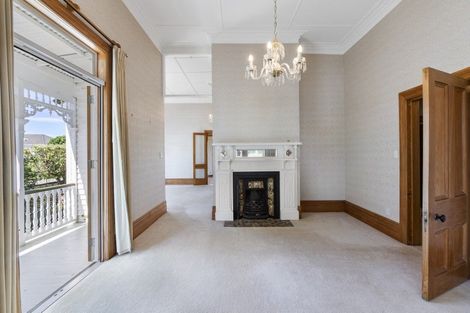 Photo of property in 29 Herne Bay Road, Herne Bay, Auckland, 1011