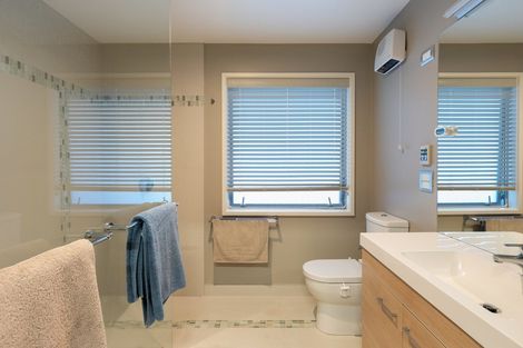 Photo of property in 61 Mortlake Heights, Pyes Pa, Tauranga, 3112