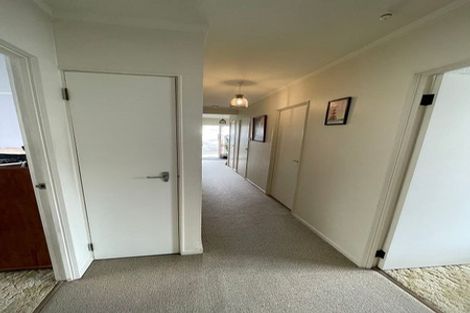 Photo of property in 1/43 Te Atatu Road, Te Atatu South, Auckland, 0610