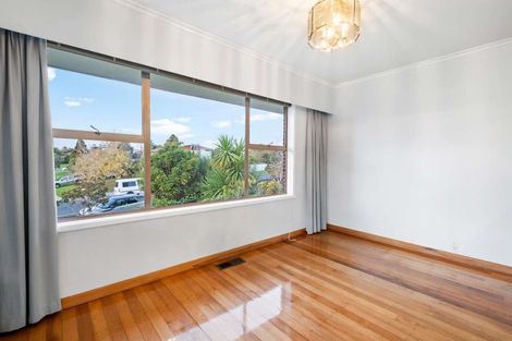 Photo of property in 26 The Boulevard, Sunnyhills, Auckland, 2010