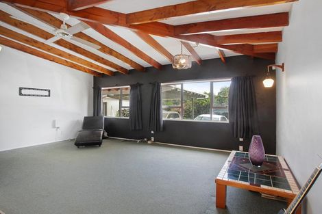 Photo of property in 9 Constable Road, Waiuku, 2123