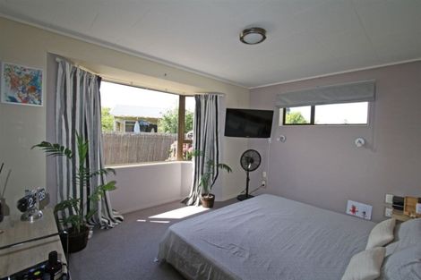 Photo of property in 3 Te Rima Place, Bell Block, New Plymouth, 4312