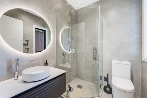 Photo of property in 47c Takutai Avenue, Half Moon Bay, Auckland, 2012