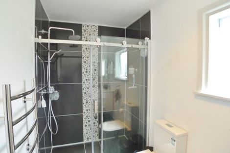 Photo of property in 71 Keegan Drive, Massey, Auckland, 0614