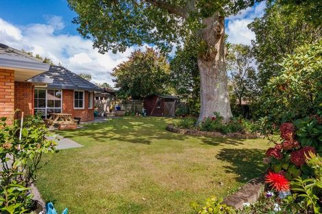 Photo of property in 10 Pastoral Lane, Hokowhitu, Palmerston North, 4410