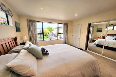 Photo of property in 6 Kenilworth Road, Oamaru North, Oamaru, 9400