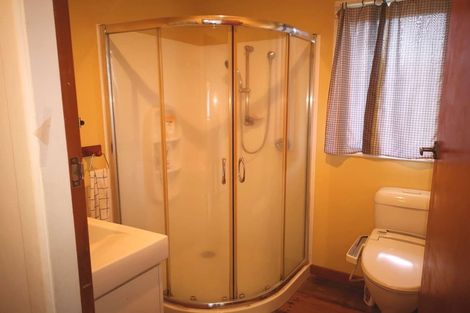 Photo of property in 2/134 Forrest Road, Milford, Auckland, 0620