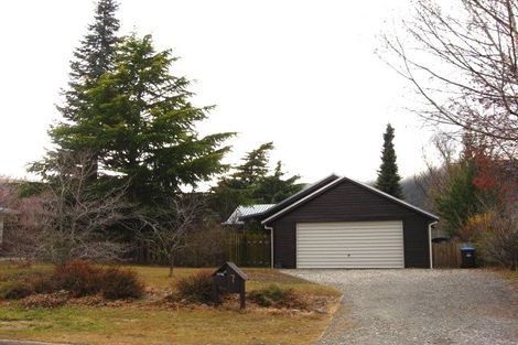 Photo of property in 7 Reid Crescent, Arrowtown, 9302