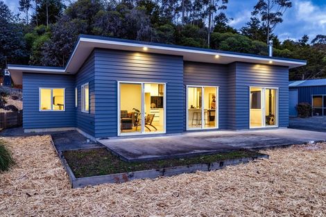 Photo of property in 166 Waimate Road North, Kerikeri, 0293