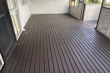 Photo of property in 7 Chilcott Road, Henderson, Auckland, 0612