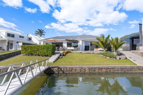 Photo of property in 105 Motu Hei, Pauanui, Hikuai, 3579