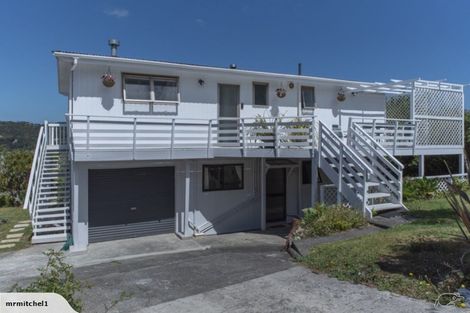 Photo of property in 4 Deeming Road, Okiato, Russell, 0272