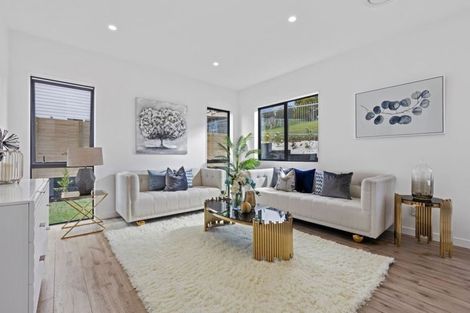 Photo of property in 31a Weatherly Road, Torbay, Auckland, 0630