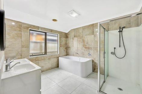 Photo of property in 114 Rototuna Road, Rototuna, Hamilton, 3210