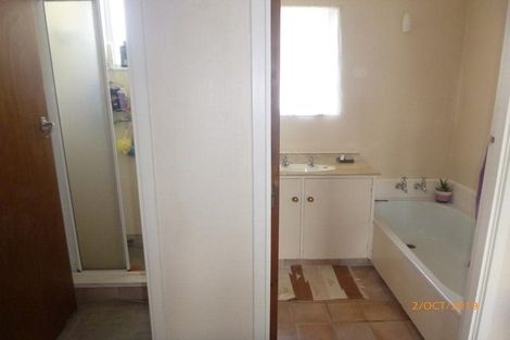 Photo of property in 5 Triangle Road, Massey, Auckland, 0614