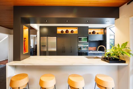 Photo of property in 8 Caccia Birch Lane, Hokowhitu, Palmerston North, 4410