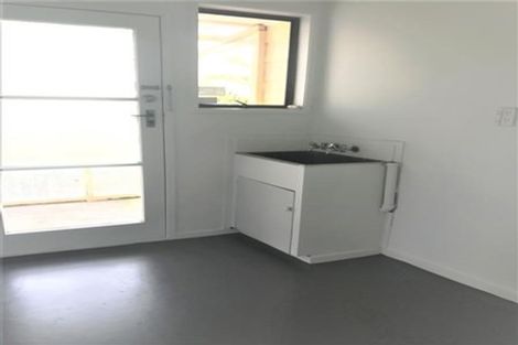 Photo of property in 5a Cherry Tree Place, Massey, Auckland, 0614