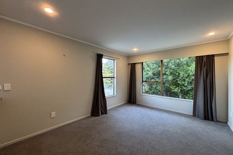 Photo of property in 40 Halswater Drive, Churton Park, Wellington, 6037