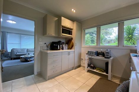 Photo of property in 1/216 Beach Road, Campbells Bay, Auckland, 0630