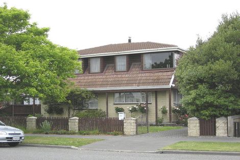 Photo of property in 187 Queenspark Drive, Parklands, Christchurch, 8083