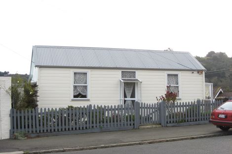 Photo of property in 4 Magnetic Street, Port Chalmers, 9023