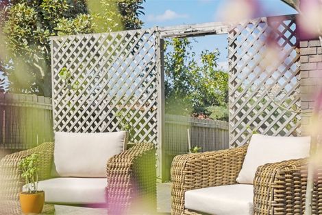 Photo of property in 1/9 Kells Place, Botany Downs, Auckland, 2010