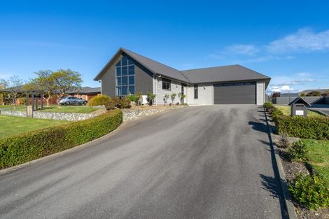 Photo of property in 60 Breaksea Street, Te Anau, 9600