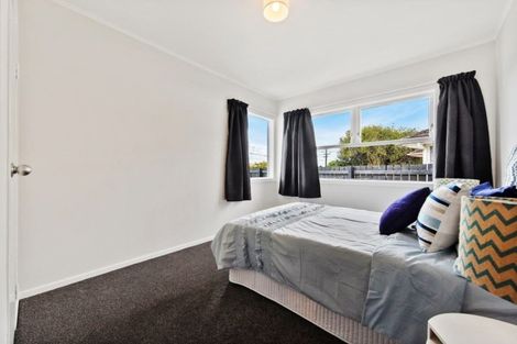 Photo of property in 20 Lyncroft Street, Mangere East, Auckland, 2024