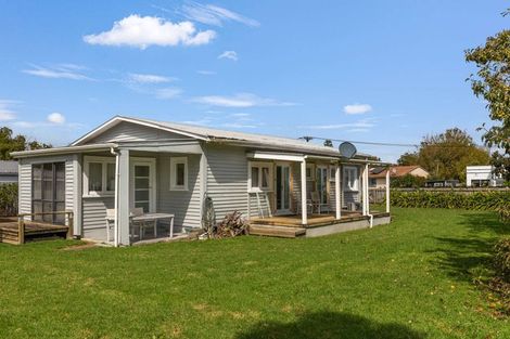 Photo of property in 11 Tawa Street, Edgecumbe, 3120