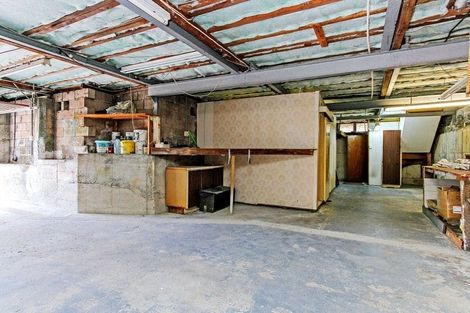 Photo of property in 4 Woolley Avenue, New Lynn, Auckland, 0600