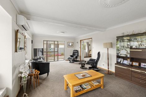 Photo of property in 9 Norman Street, Lower Vogeltown, New Plymouth, 4310