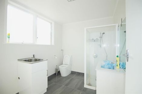 Photo of property in 3 Addison Street, Blockhouse Bay, Auckland, 0600