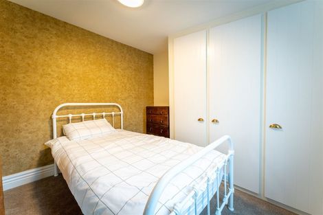 Photo of property in 136 Talbot Street, Geraldine, 7930