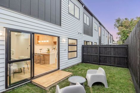 Photo of property in 13b Purata Place, Mangere Bridge, Auckland, 2022