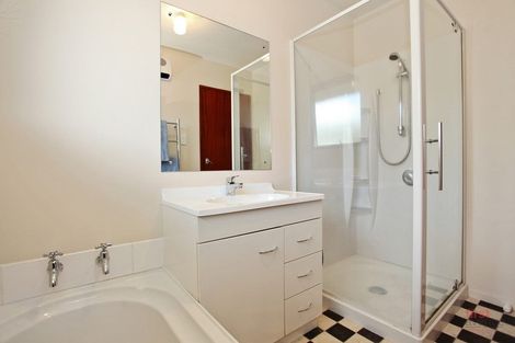 Photo of property in 2/85 Cutts Road, Russley, Christchurch, 8042