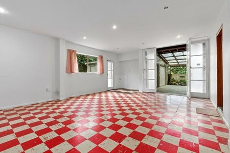 Photo of property in 5 Tiber Road, Forrest Hill, Auckland, 0620