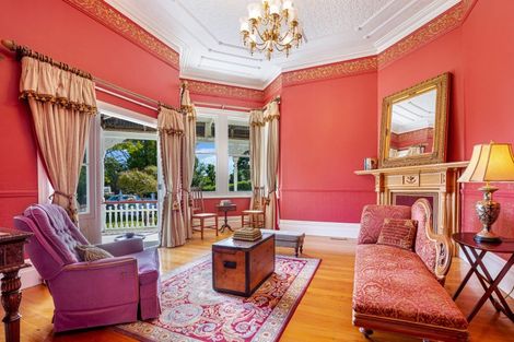 Photo of property in 41 Stanley Point Road, Stanley Point, Auckland, 0624