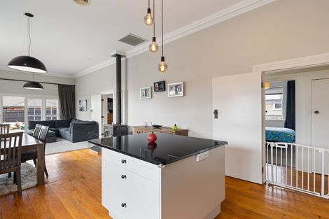 Photo of property in 17 Perrin Place, Kelvin Grove, Palmerston North, 4414