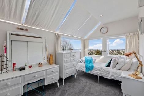 Photo of property in 1/2a Stredwick Drive, Torbay, Auckland, 0630