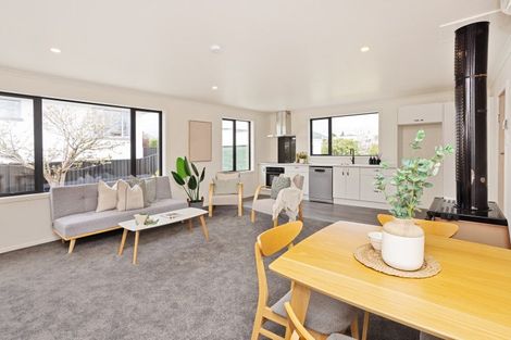 Photo of property in 35 Holloway Street, Waikiwi, Invercargill, 9810