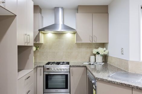 Photo of property in 3 Woodall Place, Totara Vale, Auckland, 0627