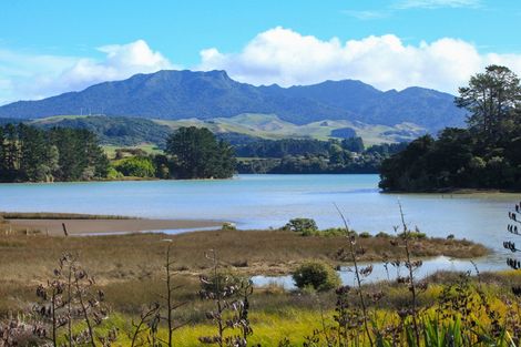 Photo of property in 19 Robertson Street, Raglan, 3225