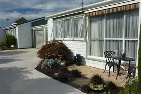 Photo of property in 1/57 Winters Road, Redwood, Christchurch, 8051