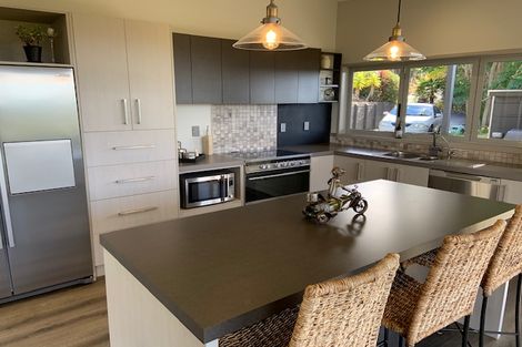 Photo of property in 4 Broadview Road, Opua, 0200