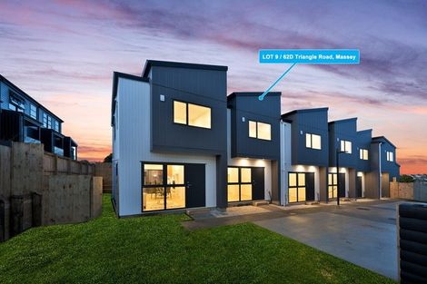 Photo of property in 62c Triangle Road, Massey, Auckland, 0614