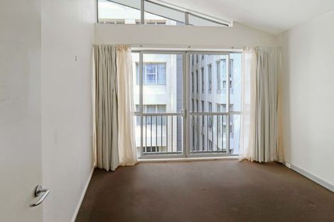 Photo of property in Terrace Heights Apartments, 2/163p The Terrace, Wellington Central, Wellington, 6011