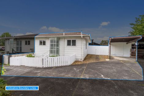 Photo of property in 2/4 Slim Place, Clendon Park, Auckland, 2103